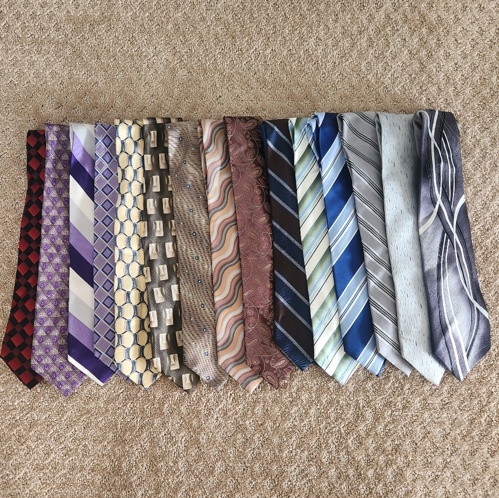 LOT of 18 Men's Ties, various designers, fabrics, and colors